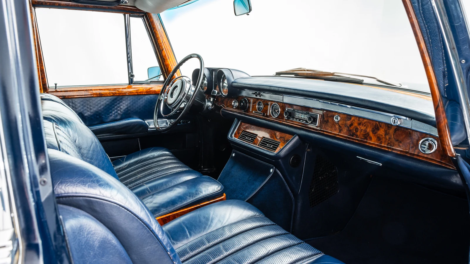 Mercedes-Benz 600 Pullman (W100), 10/10