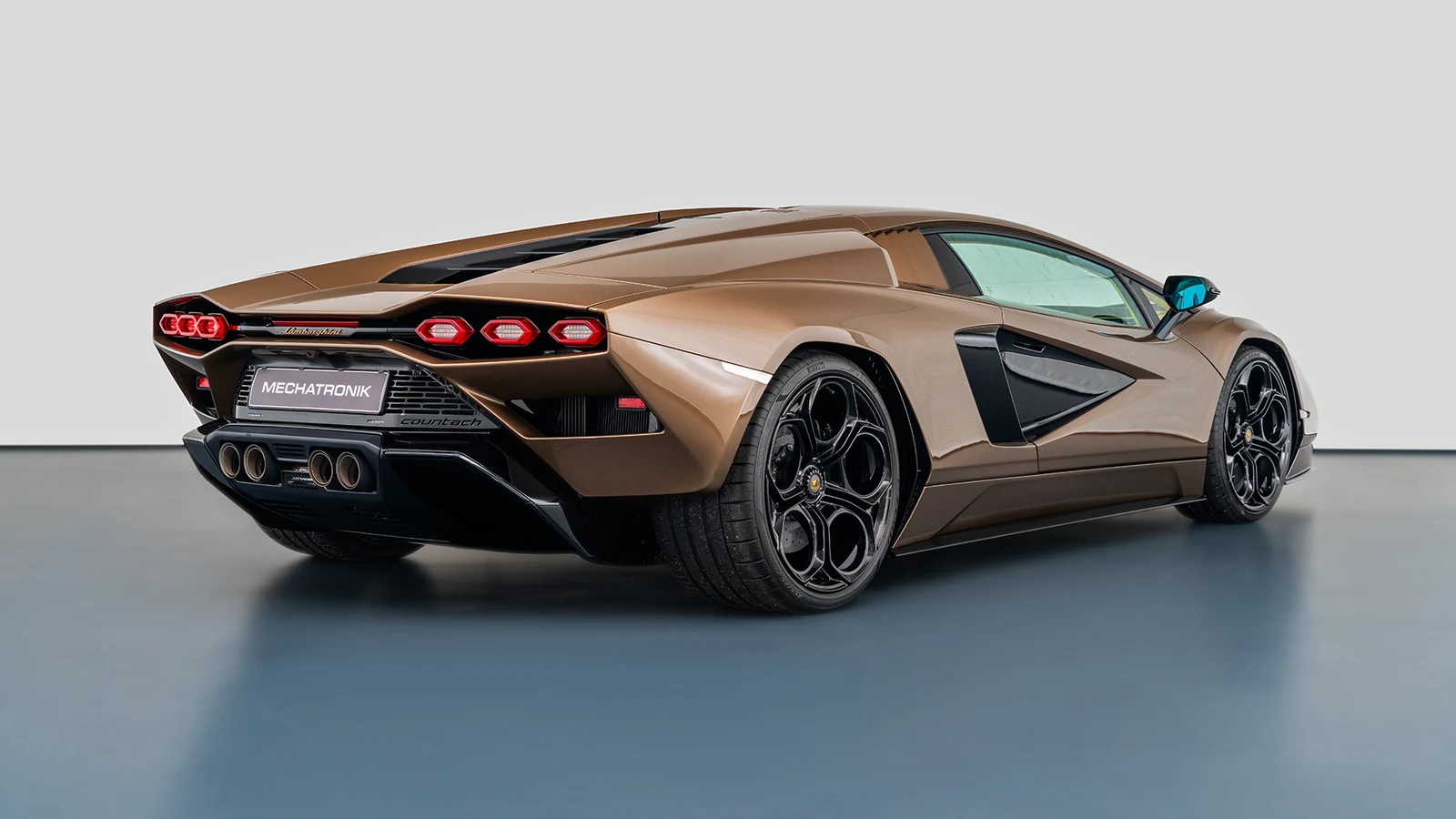 Lamborghini Countach LPI 800-4, 4/10