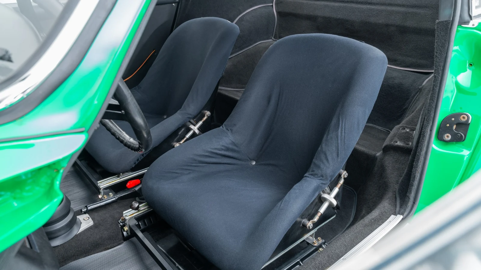 Porsche 911 Carrera RS 2.7 Lightweight, 8/10