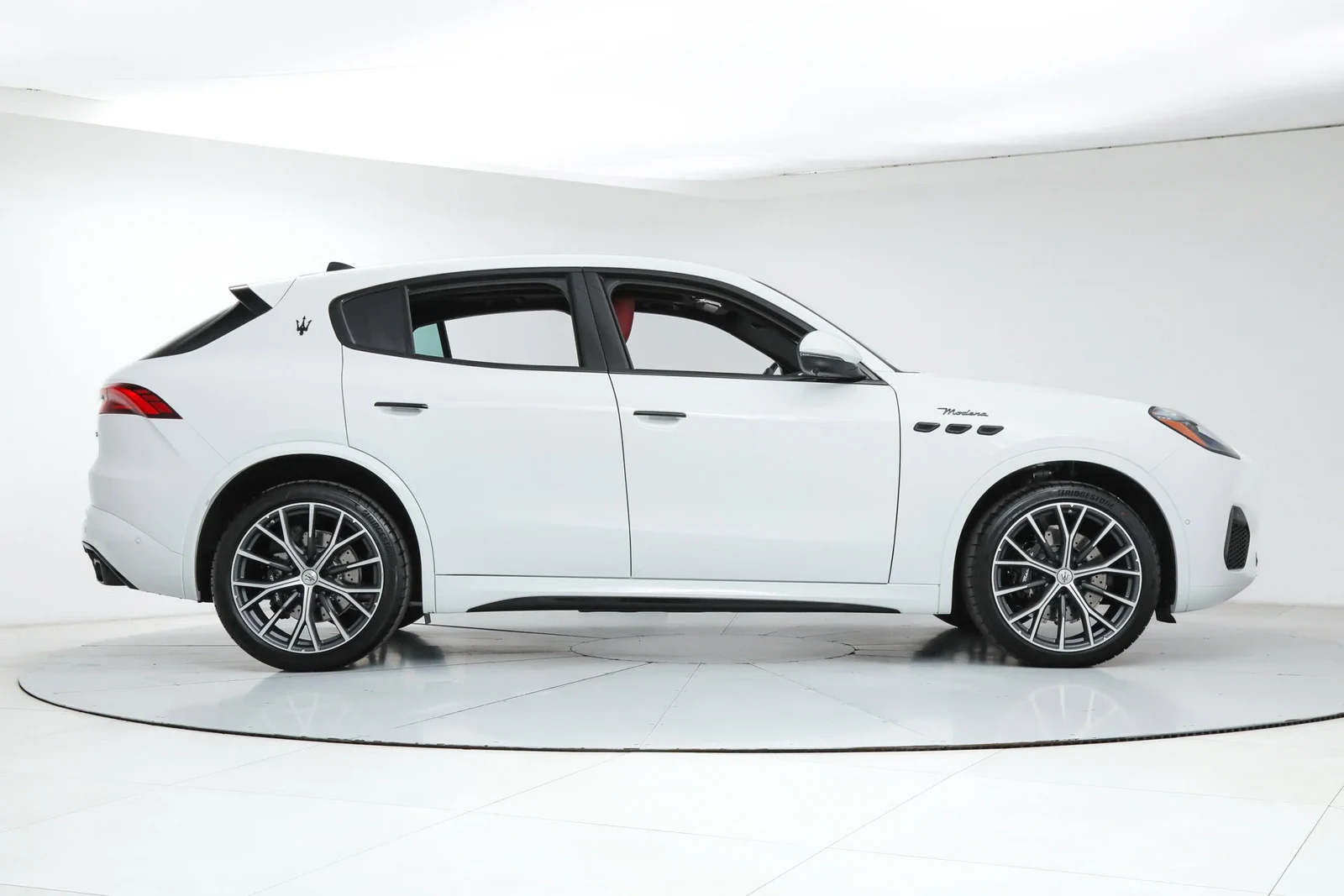 2026 Maserati Grecale Modena, 6/23