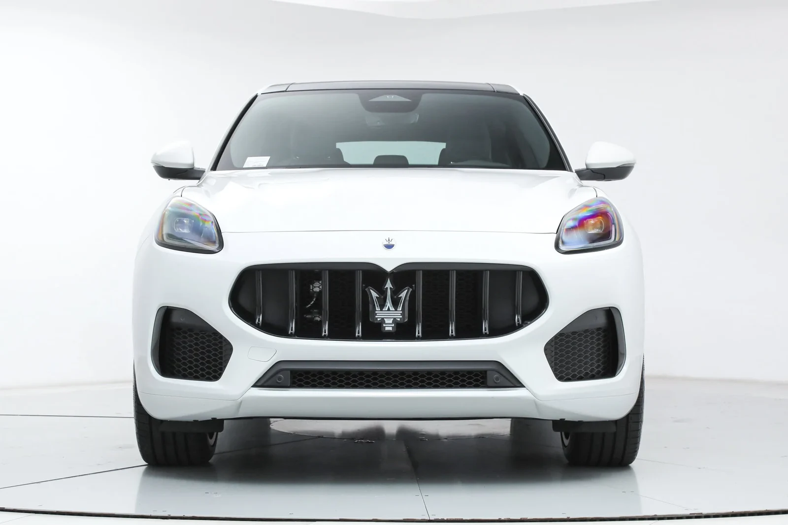 2026 Maserati Grecale Modena, 8/23