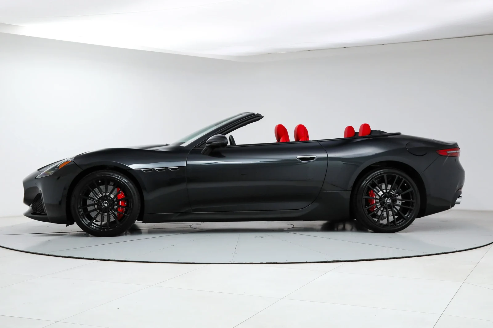 2026 Maserati GranCabrio 2nd Generation, 2/22