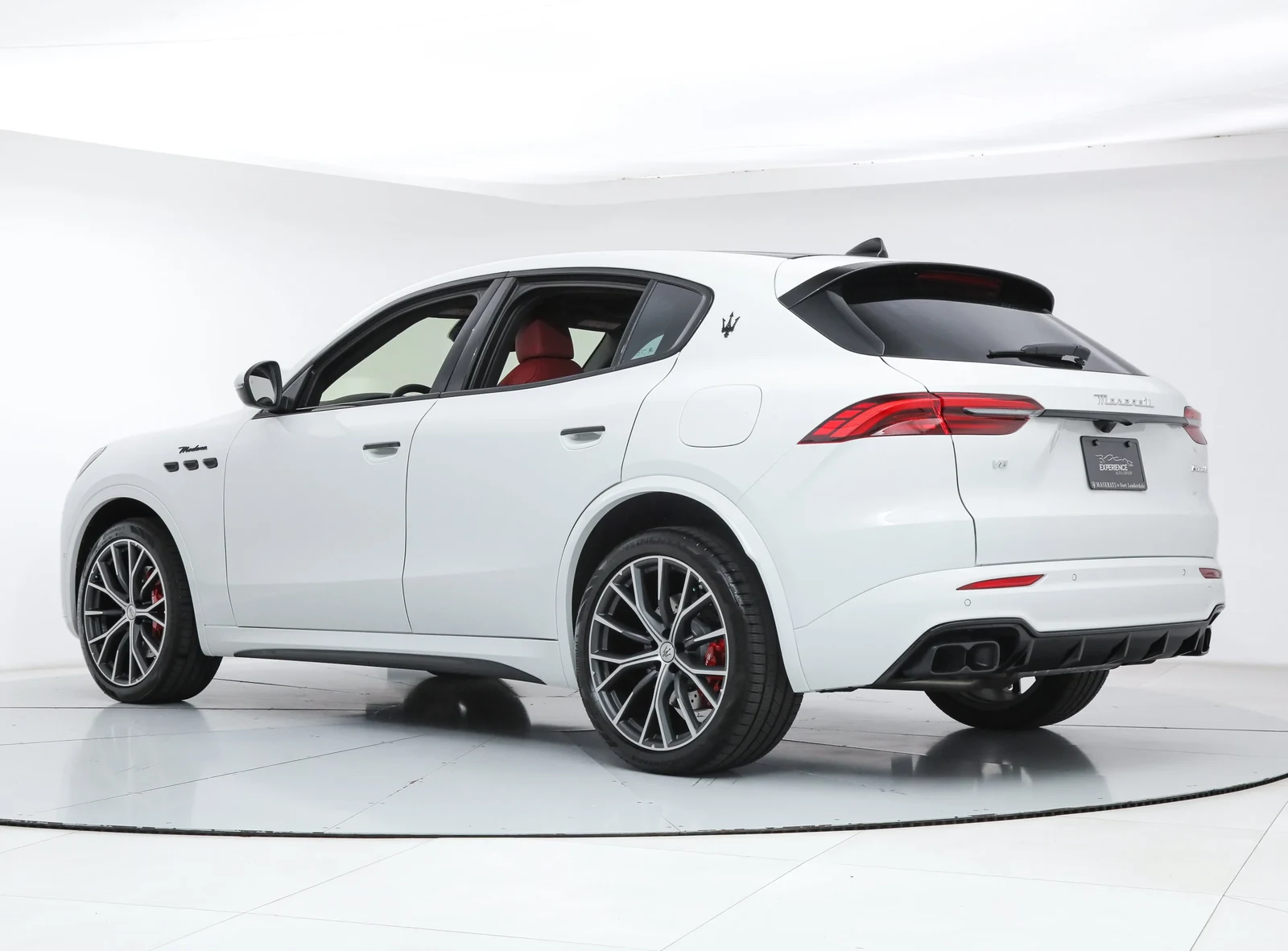 2026 Maserati Grecale Modena, 3/22
