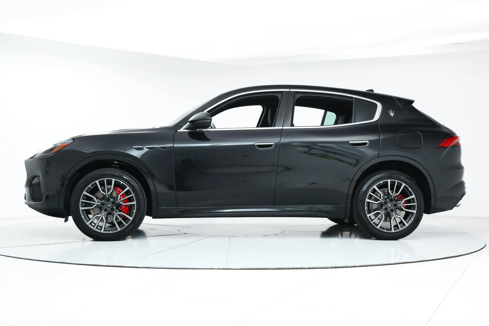 2025 Maserati Grecale, 2/19