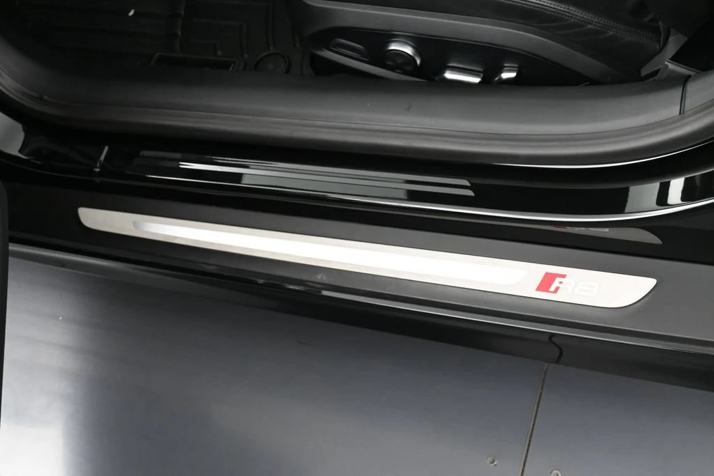 2018 Audi R8 V10 RWD interior, door sill, Black