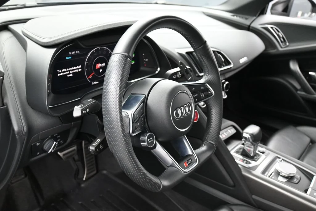 2018 Audi R8 V10 RWD interior, steering wheel, Black