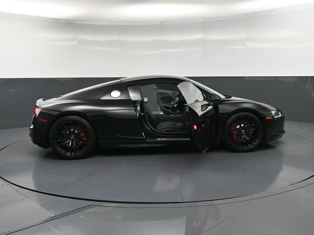2018 Audi R8 V10 RWD for sale, exterior, Black