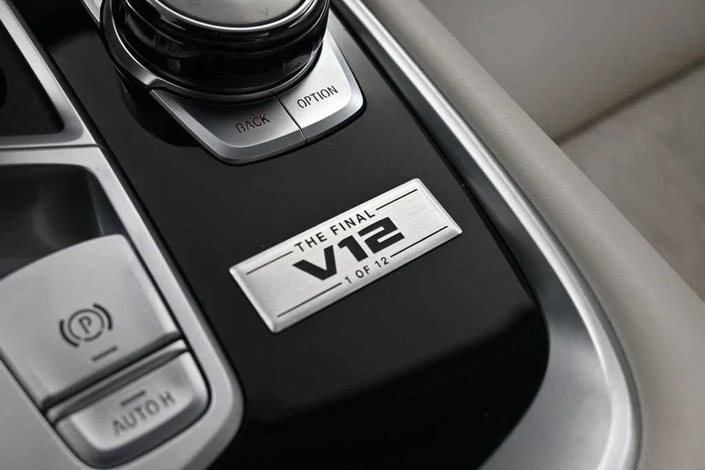 2022 BMW M760i xDrive for sale, photo 23 of 30