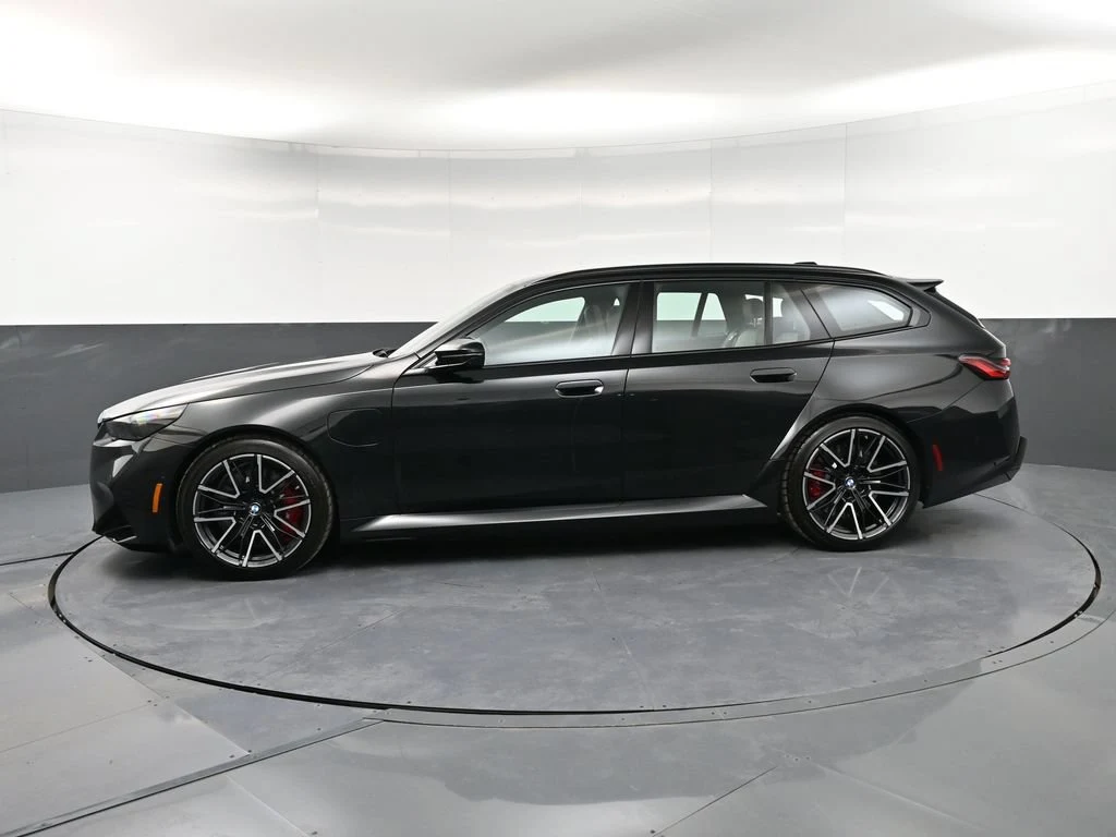 2025 BMW M5 Touring for sale, exterior, Blue