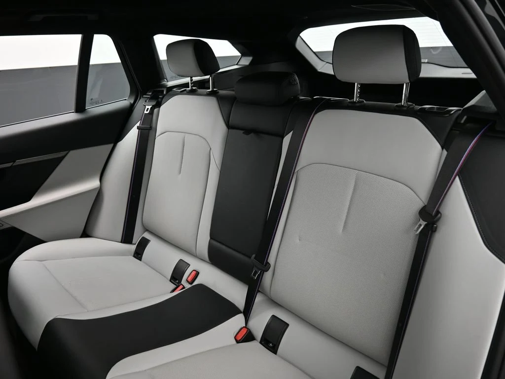 2025 BMW M5 Touring interior, seats, Silver/Black Merino Leather