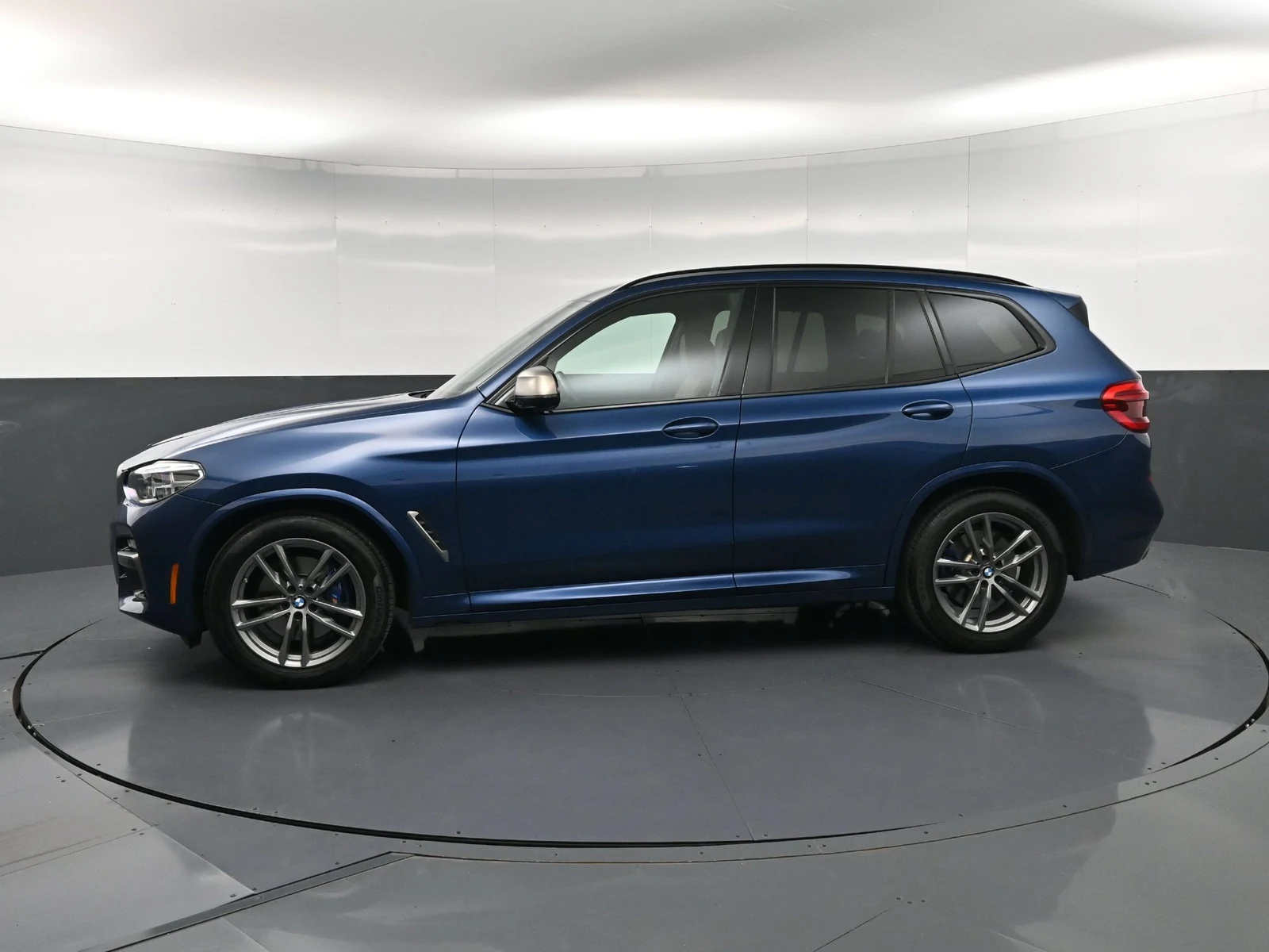 2019 BMW X3 M40i, side profile, Blue