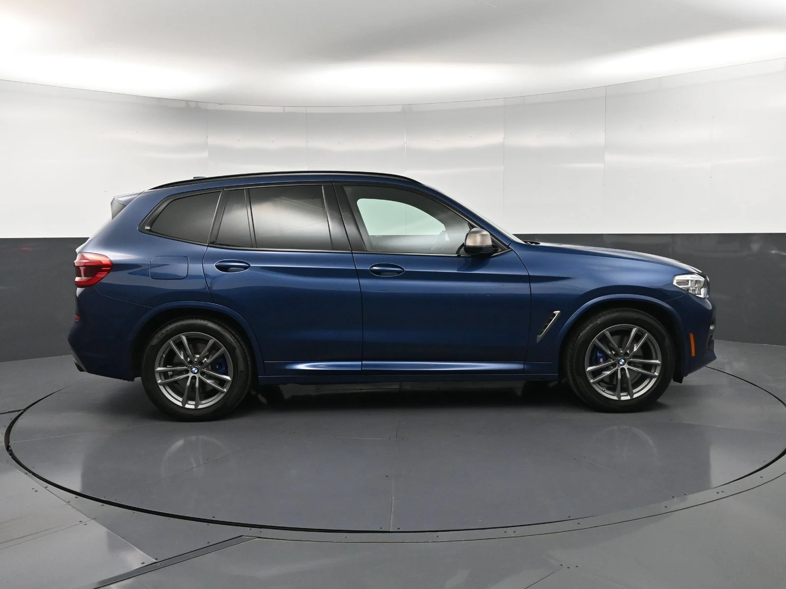 2019 BMW X3 M40i, side profile, Blue