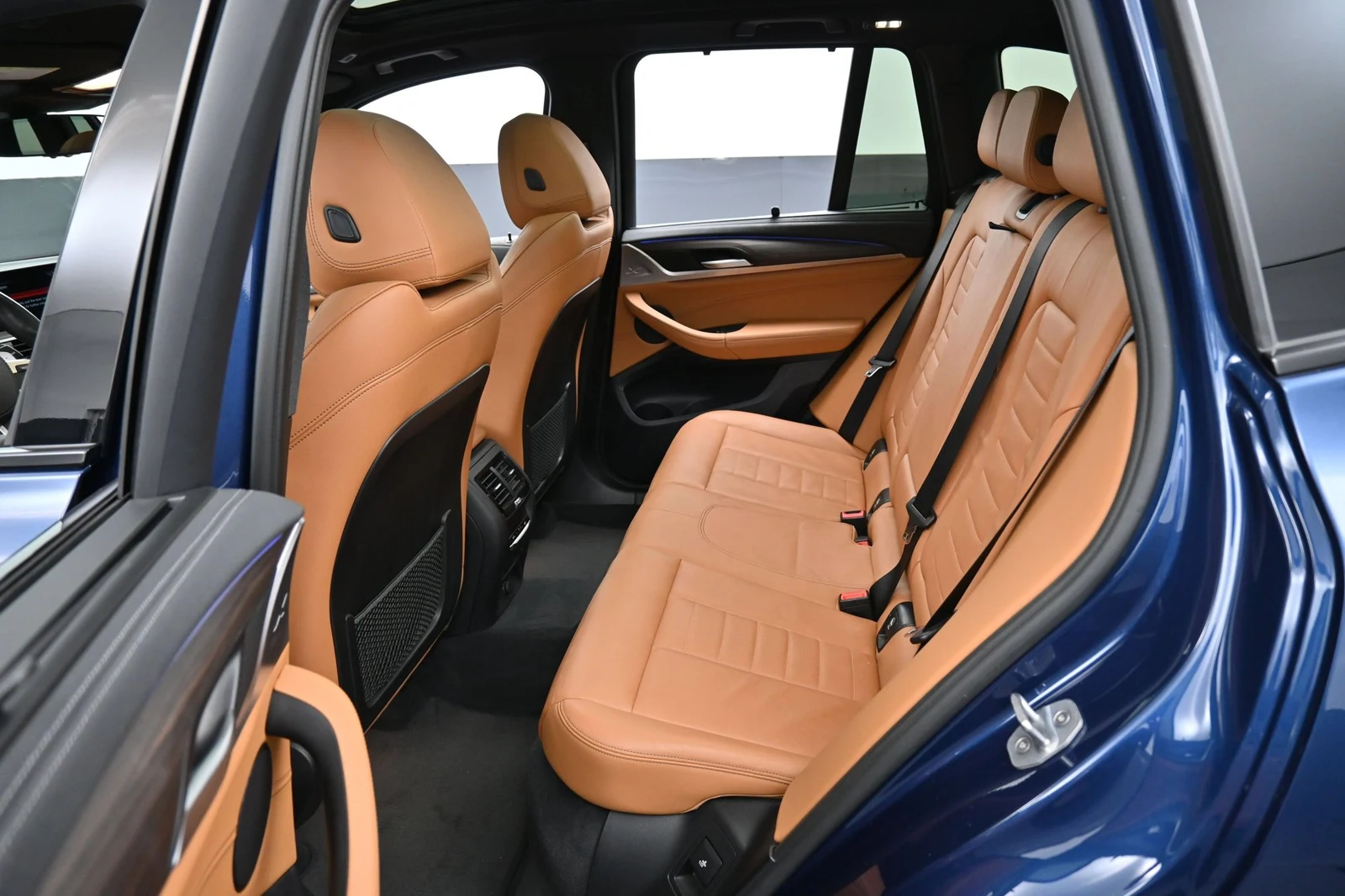 2019 BMW X3 M40i interior, seats, Cognac