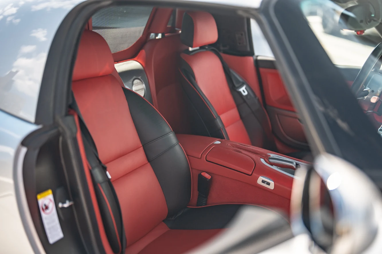 2003 Alpina Roadster V8 interior, seats, Red