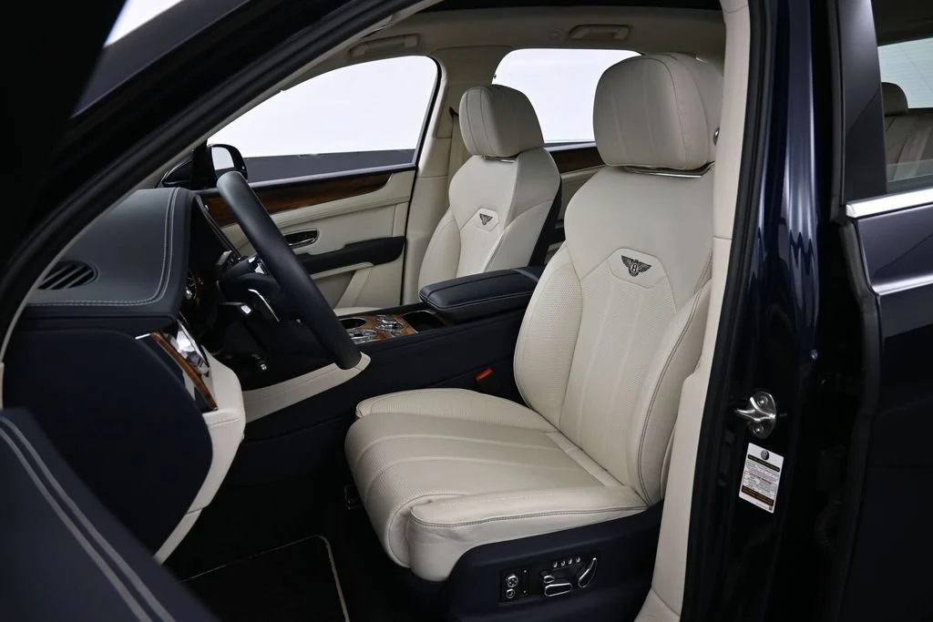 2021 Bentley Bentayga V8 interior, seats, Linen Hide