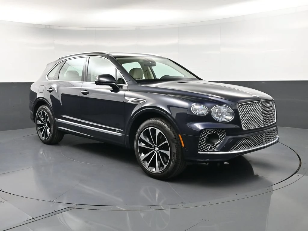 2021 Bentley Bentayga V8 for sale, front three-quarter view, Blue