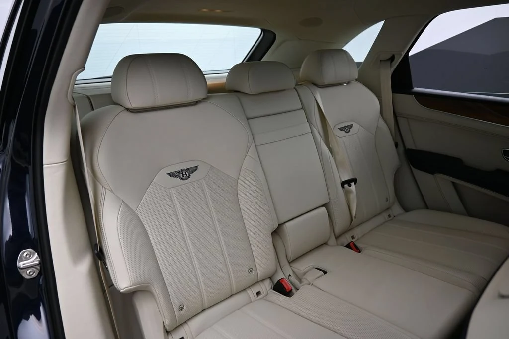 2021 Bentley Bentayga V8 interior, seats, Linen Hide