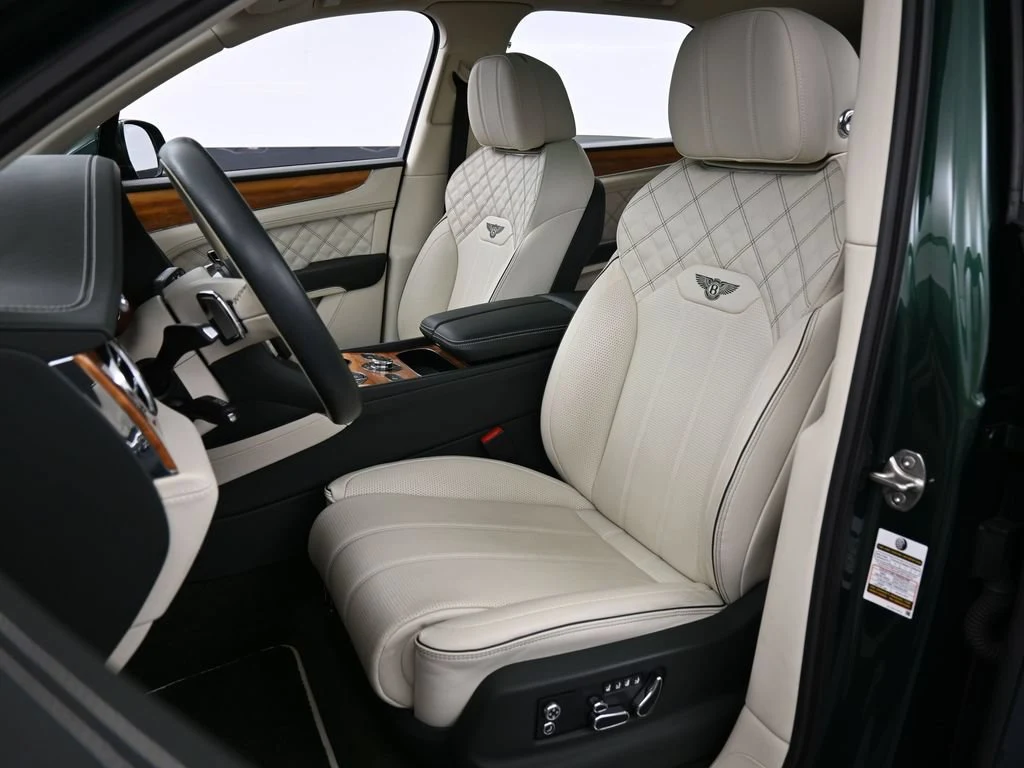 2022 Bentley Bentayga V8 First Edition interior, seats, Linen