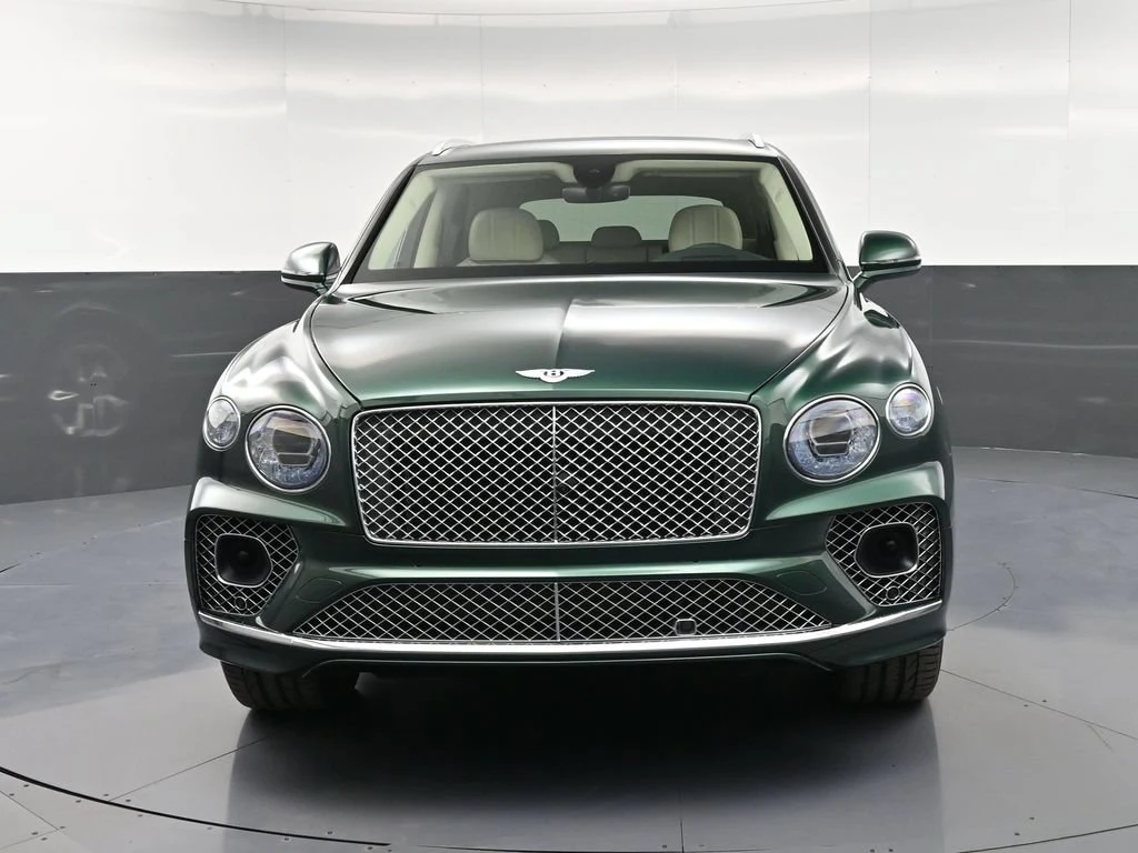 2022 Bentley Bentayga V8 First Edition for sale, exterior, Green