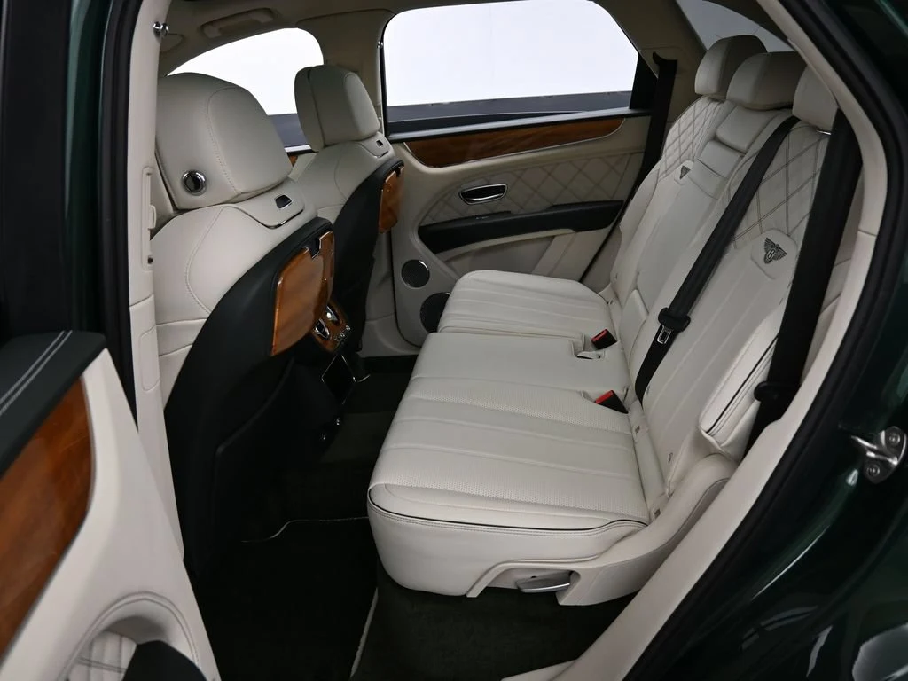 2022 Bentley Bentayga V8 First Edition interior, seats, Linen