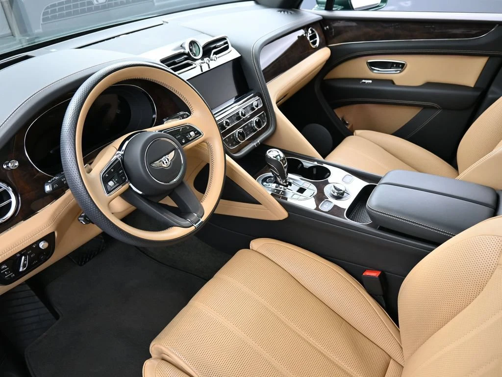 2023 Bentley Bentayga V8 interior, Camel