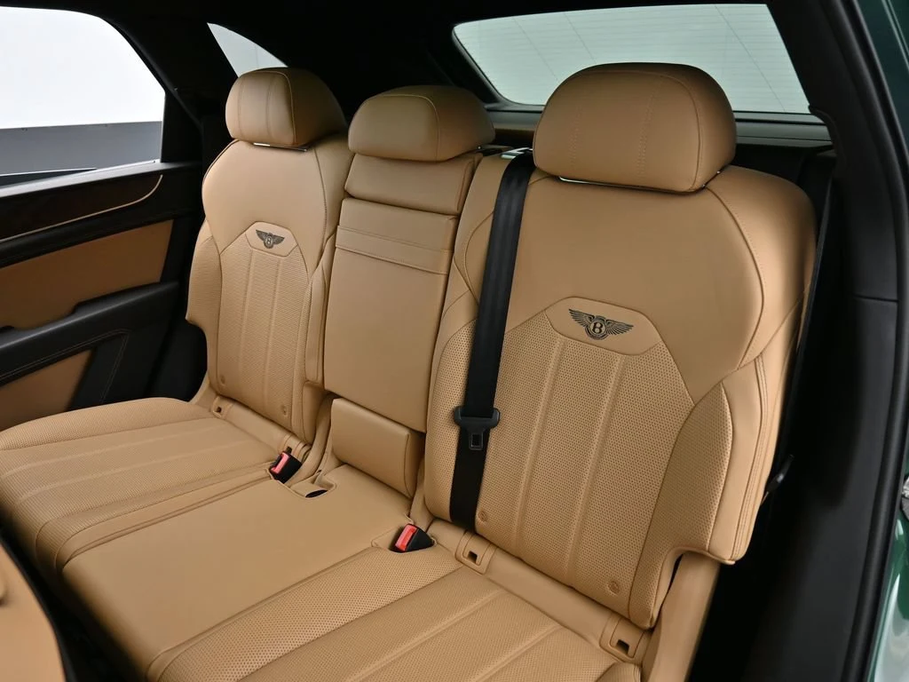 2023 Bentley Bentayga V8 interior, seats, Camel