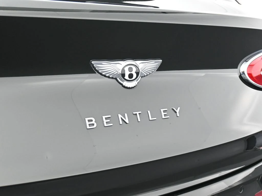 2024 Bentley Bentayga Azure, detail