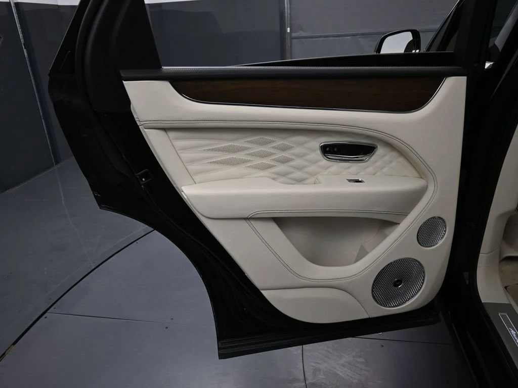 2024 Bentley Bentayga Azure interior, door panel, Linen