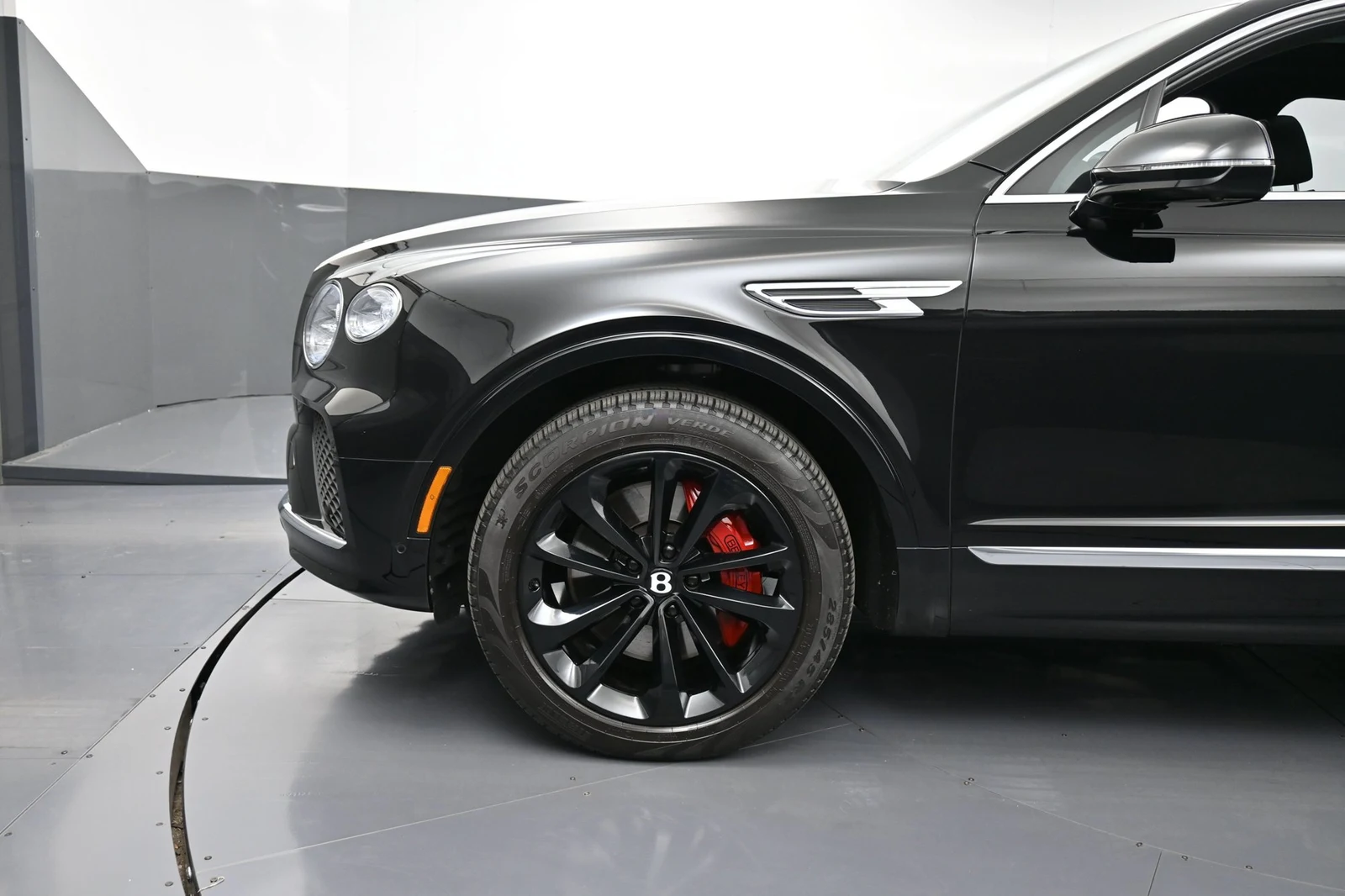 2024 Bentley Bentayga V8 for sale, exterior, Black