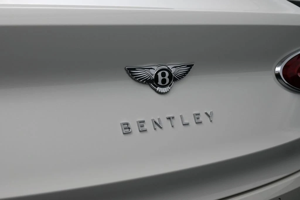 2026 Bentley Bentayga V8, detail