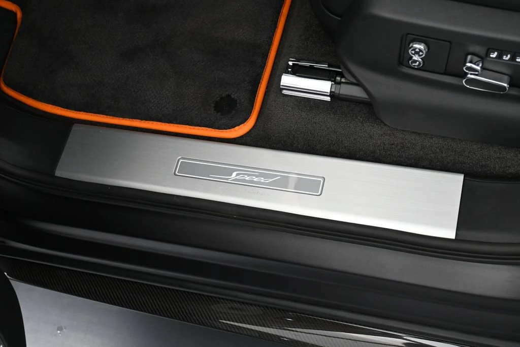 2026 Bentley Bentayga Speed interior, door sill, Beluga