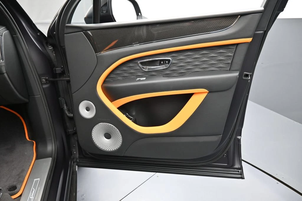 2026 Bentley Bentayga Speed interior, door panel, Beluga