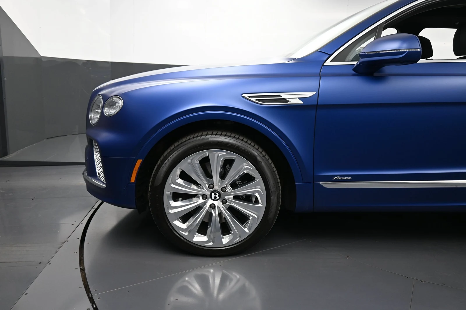 2025 Bentley Bentayga EWB Azure for sale, exterior, Blue