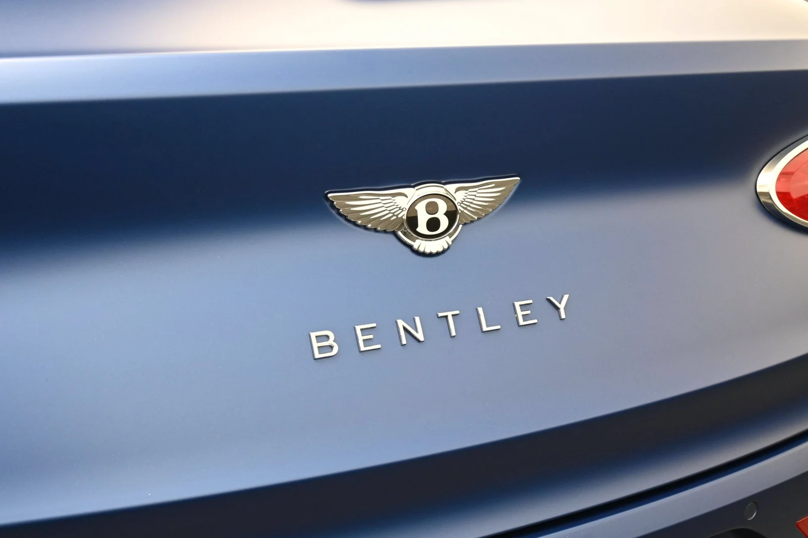 2025 Bentley Bentayga EWB Azure, detail