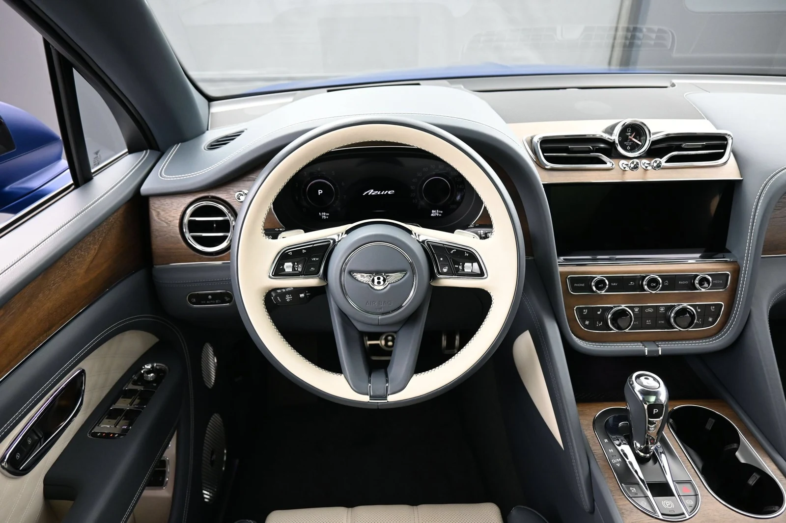 2025 Bentley Bentayga EWB Azure interior, dashboard, Linen