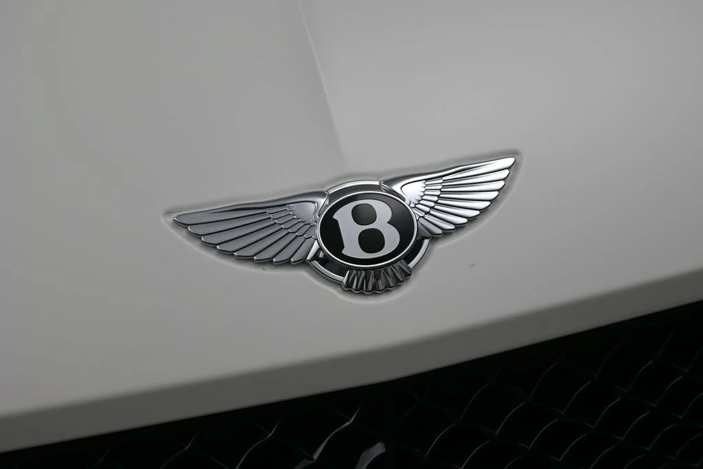 2021 Bentley Continental GTC V8, detail