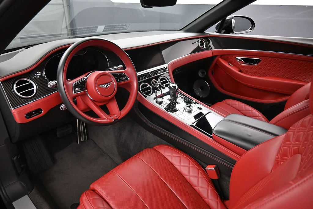 2022 Bentley Continental GTC V8 interior