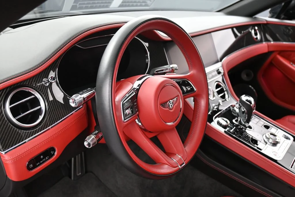 2022 Bentley Continental GTC V8 interior