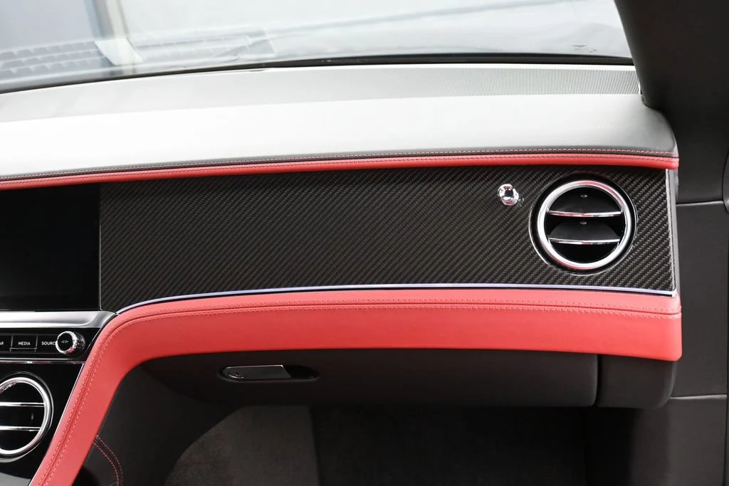 2022 Bentley Continental GTC V8 interior, door panel