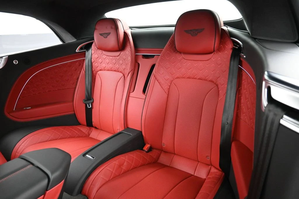 2023 Bentley Continental GTC V8 interior, seats