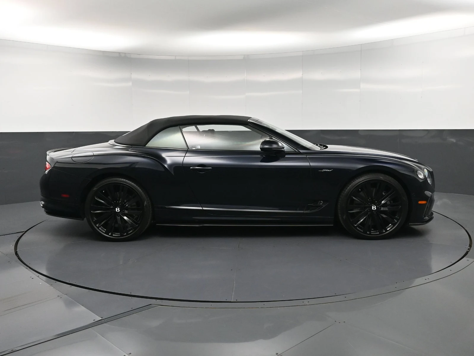 2023 Bentley Continental GTC Speed, side profile, Blue
