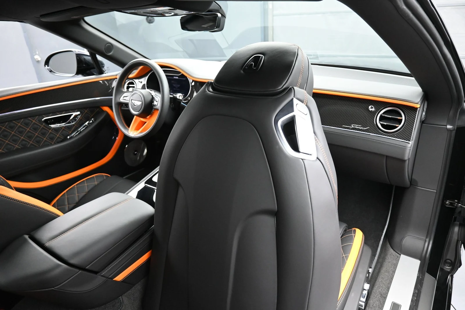 2023 Bentley Continental GTC Speed interior, seats, Mandarin by Mulliner