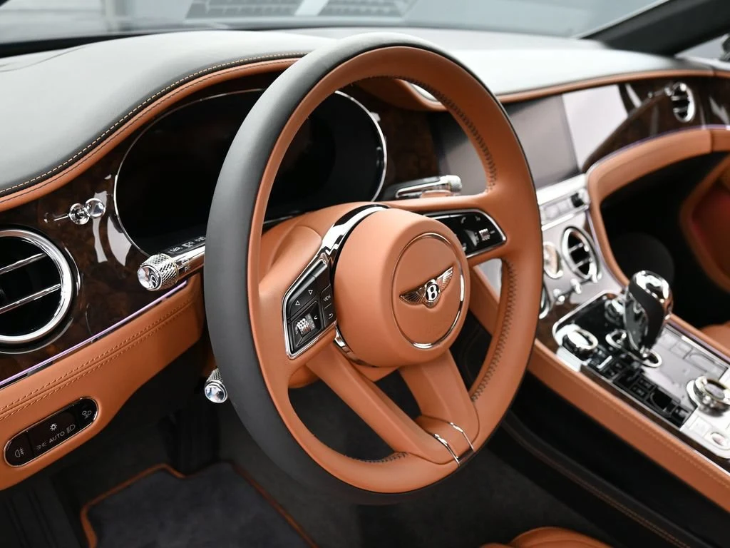 2026 Bentley Continental GT interior, Saddle