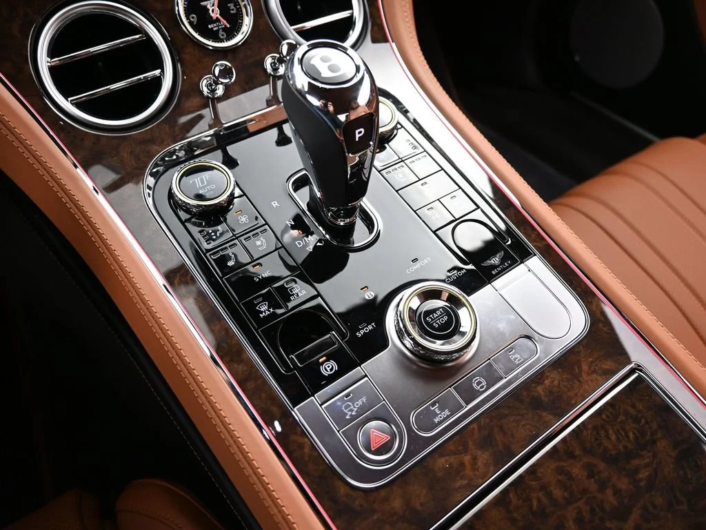 2026 Bentley Continental GT interior, center console, Saddle