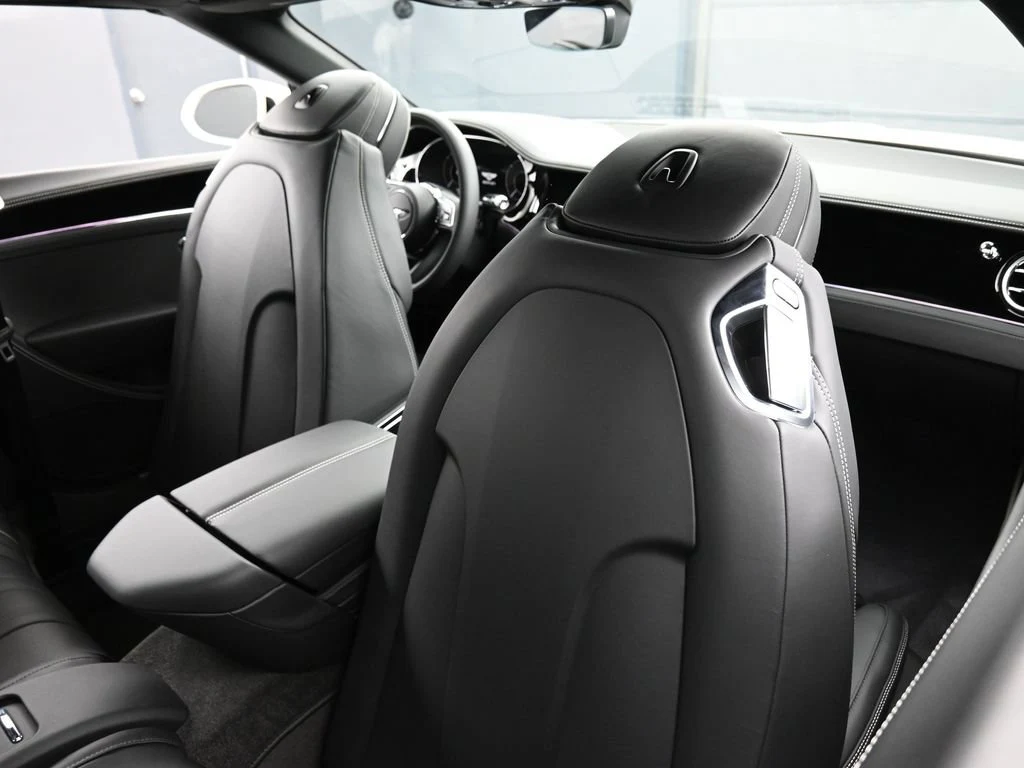 2026 Bentley Continental GTC interior, seats