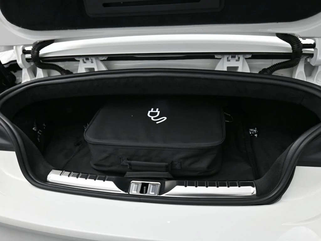 2026 Bentley Continental GTC trunk