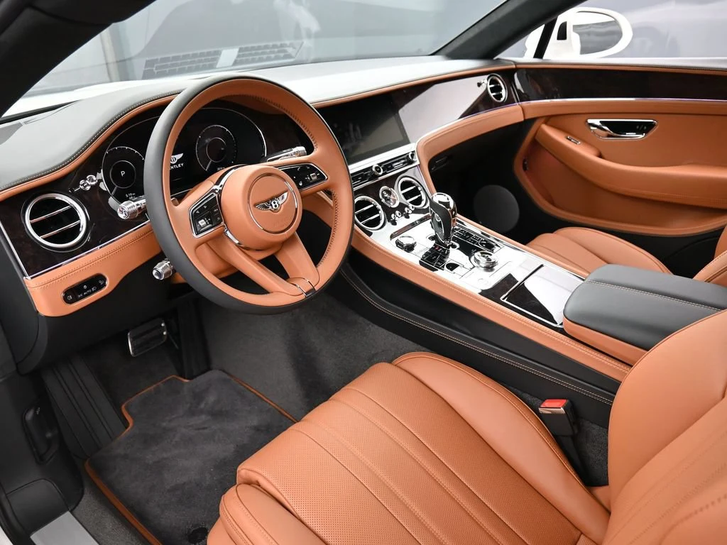 2026 Bentley Continental GT interior, Saddle