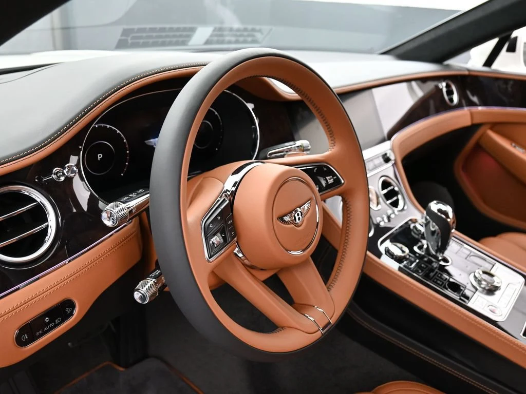 2026 Bentley Continental GT interior, Saddle