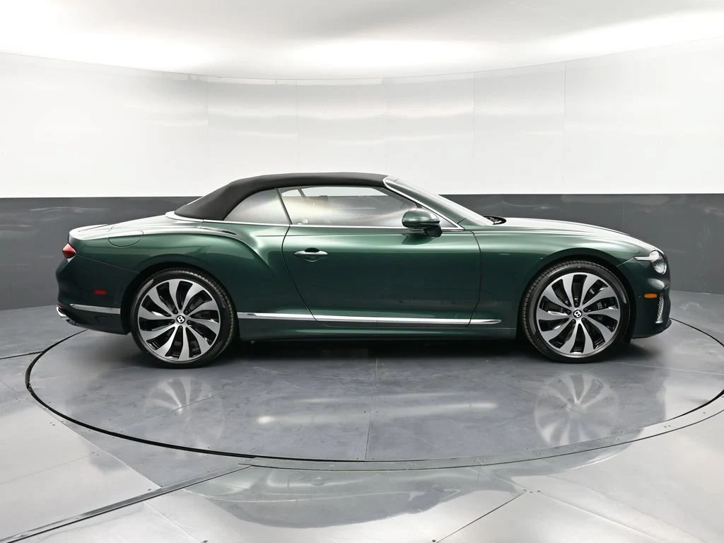 2026 Bentley Continental GTC, side profile, Green