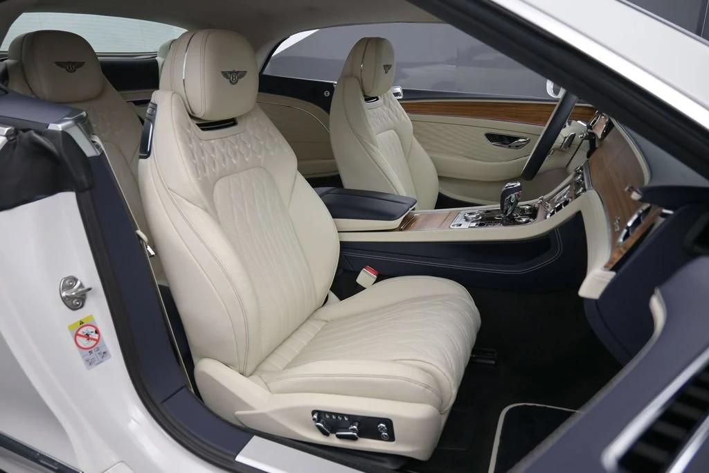 2026 Bentley Continental GTC Azure interior, seats